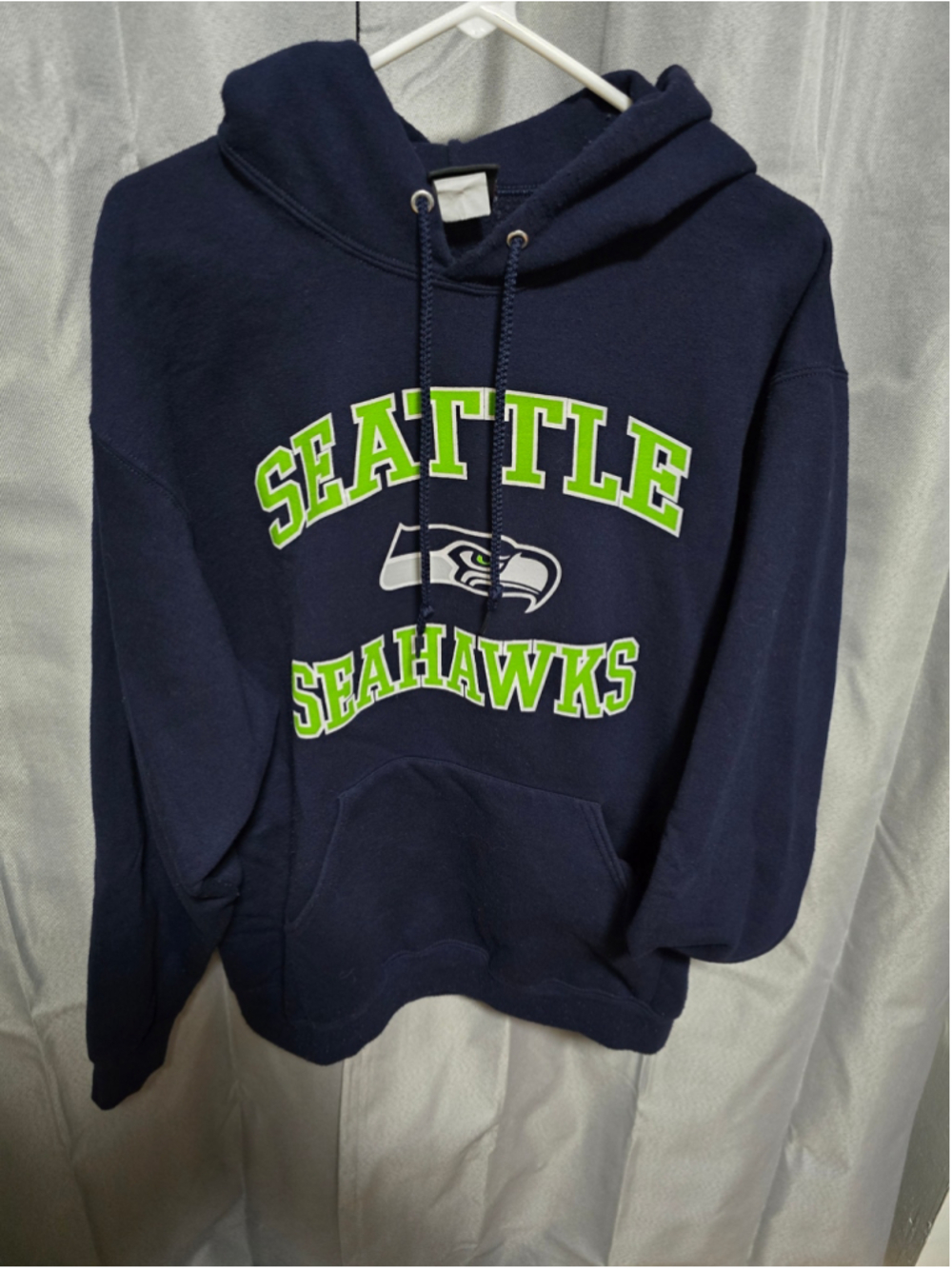 Men's NFL Team Apparel Seattle Seahawks Hoodie XL Navy Blue Neon Green